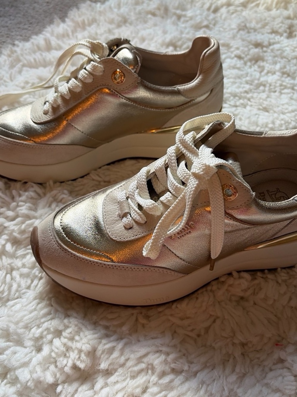 Metallic Gold Women's Platform Sneakers - Classic Lace-Up Comfort